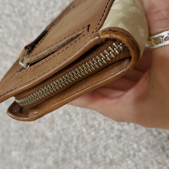 Fossil Wallet - Picture 11 of 14
